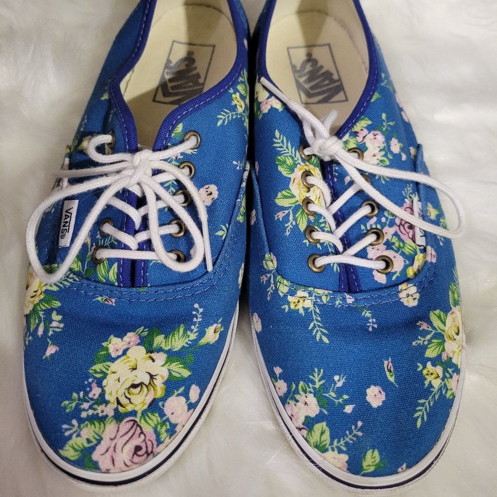 Vans Off the WALL RARE Flower Pattern Womens Size 8